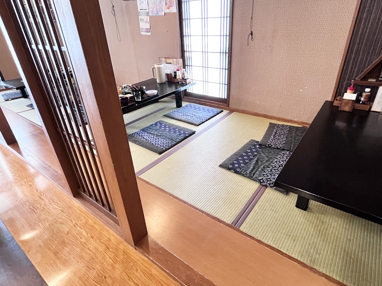 旬彩厨房たかはた-店内3