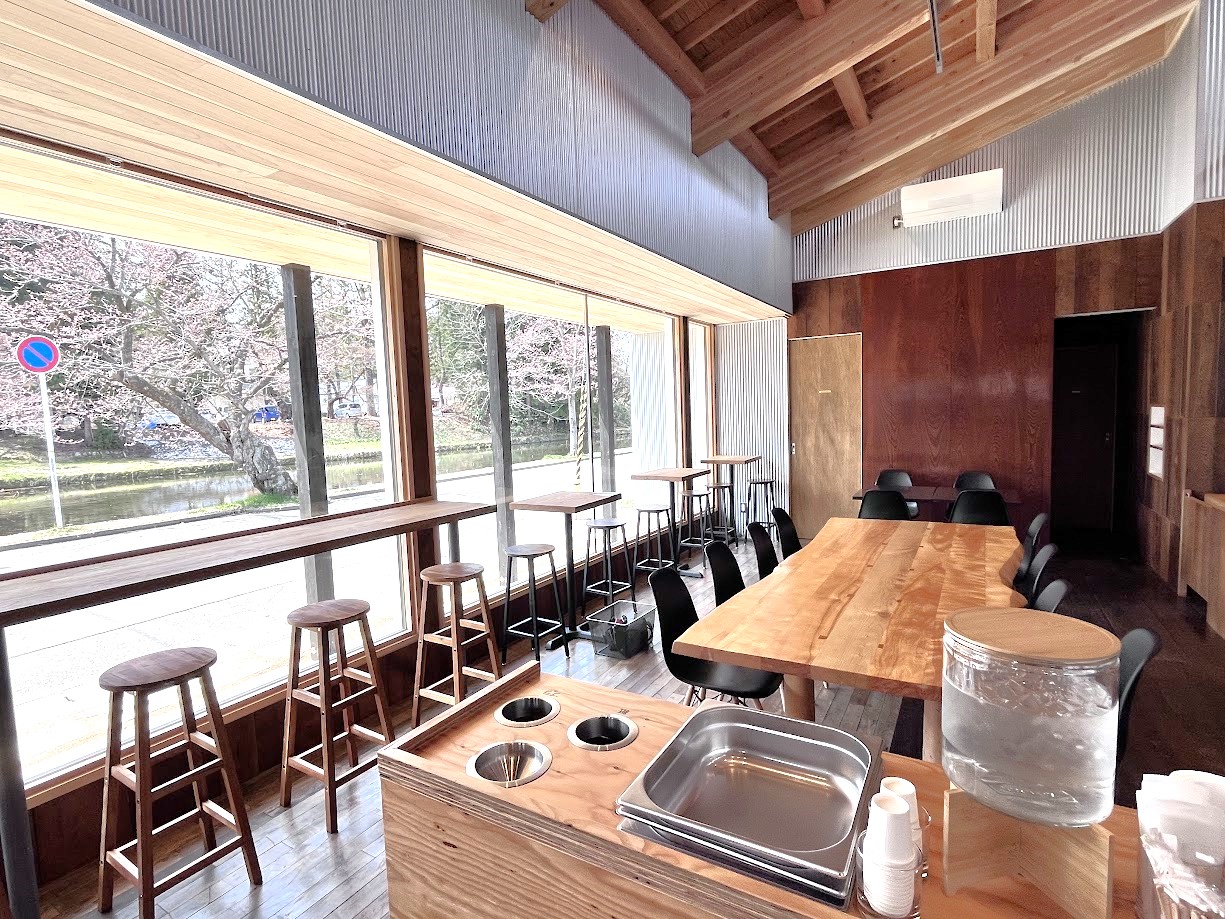 YOZANDOMARUNOUCHI-店内5