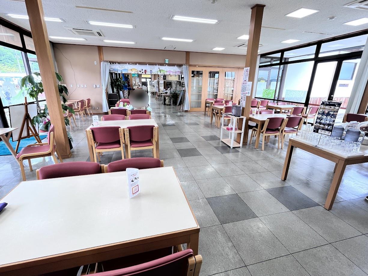 くっちぃな_店内