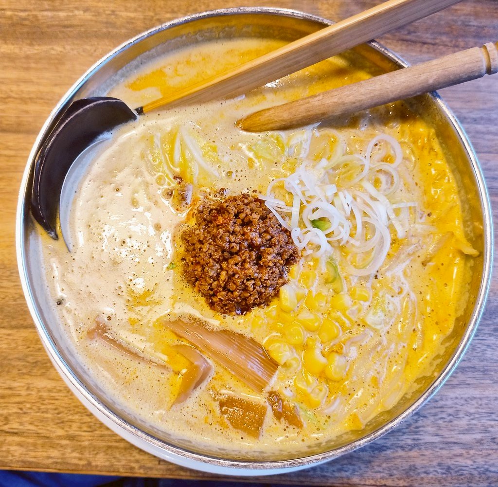 LINE_ALBUM_弘前城 2025GW_250514_82