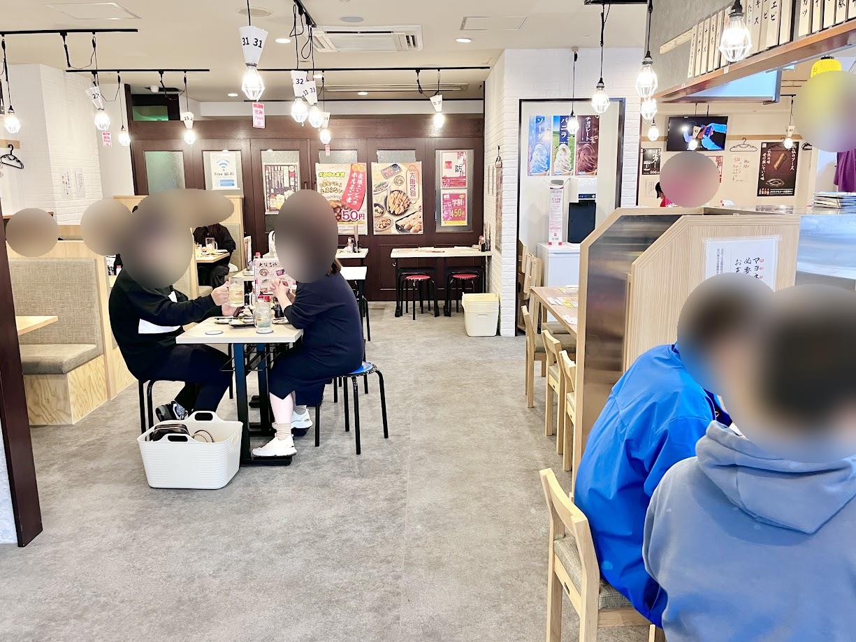 串カツ田中_店内3