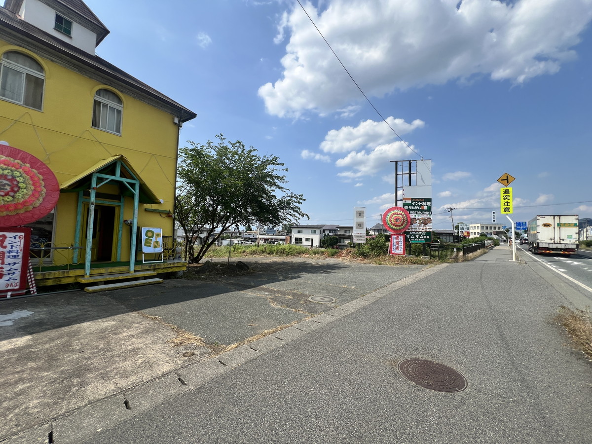 ザムザム駐車場②