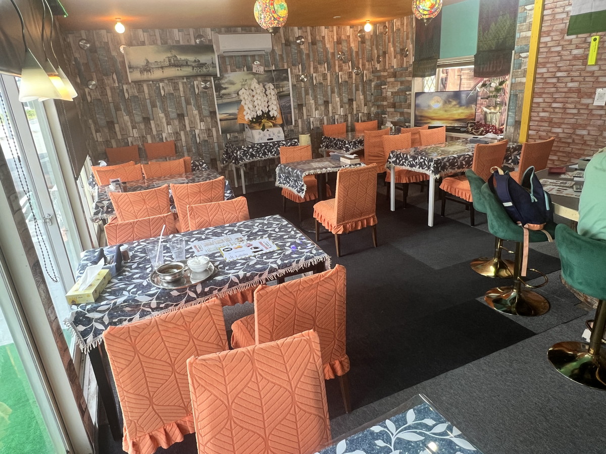 ザムザム店内①