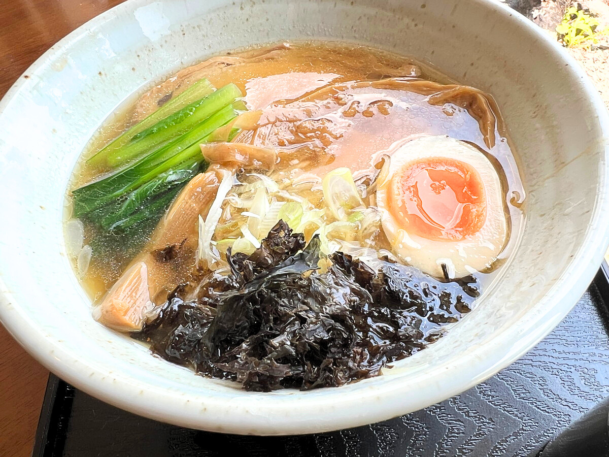 【山形新店レポ】麺屋 寿(中山町大字岡)|絶景の中で食べるこだわりやまがた地鶏醤油ら~めん!!