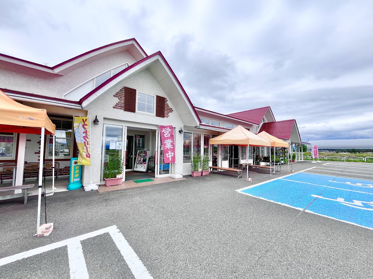 かわにし森のマルシェ_外観