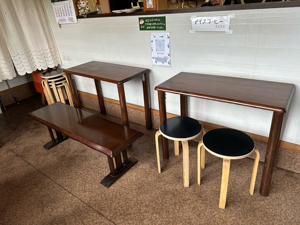 どんどん焼き いわい-内観2