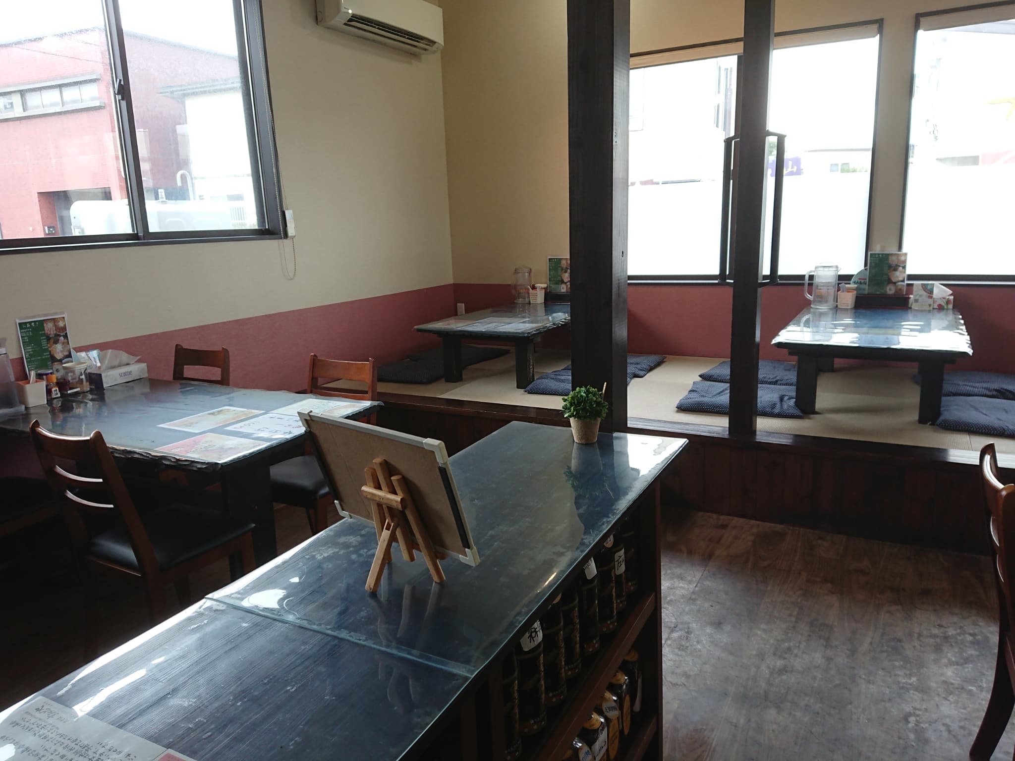 肉そば すみどや 店内 (1)