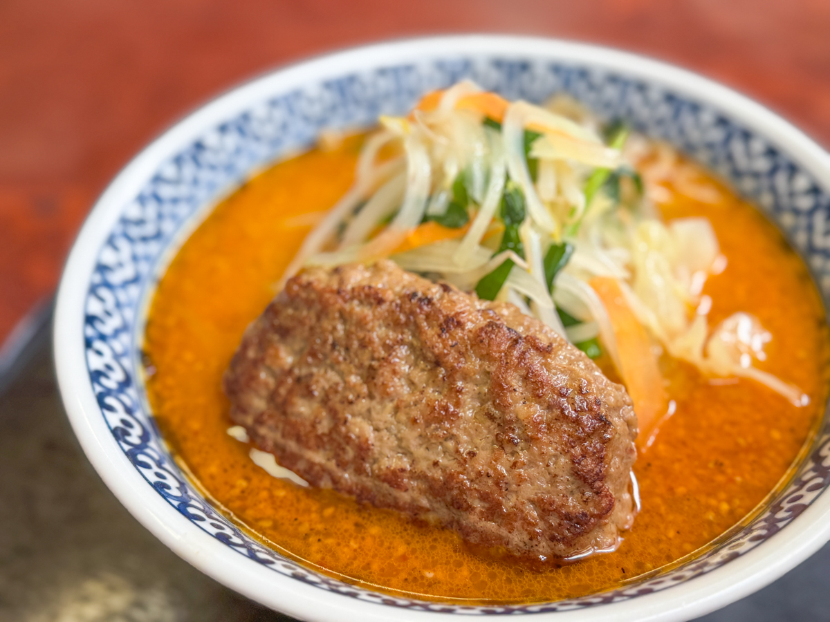 【山形ラーメンレポ】大丸食堂(上山市)|ハンバーグ×味噌ラーメン夢コラボ