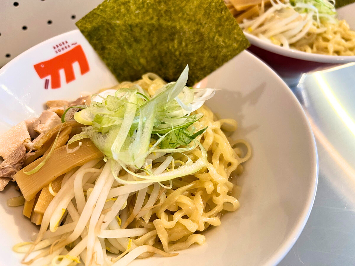 【山形新店レポ】油そばフフフ(山形市七日町)|人気コーヒー屋さんが新たに始める油そば!