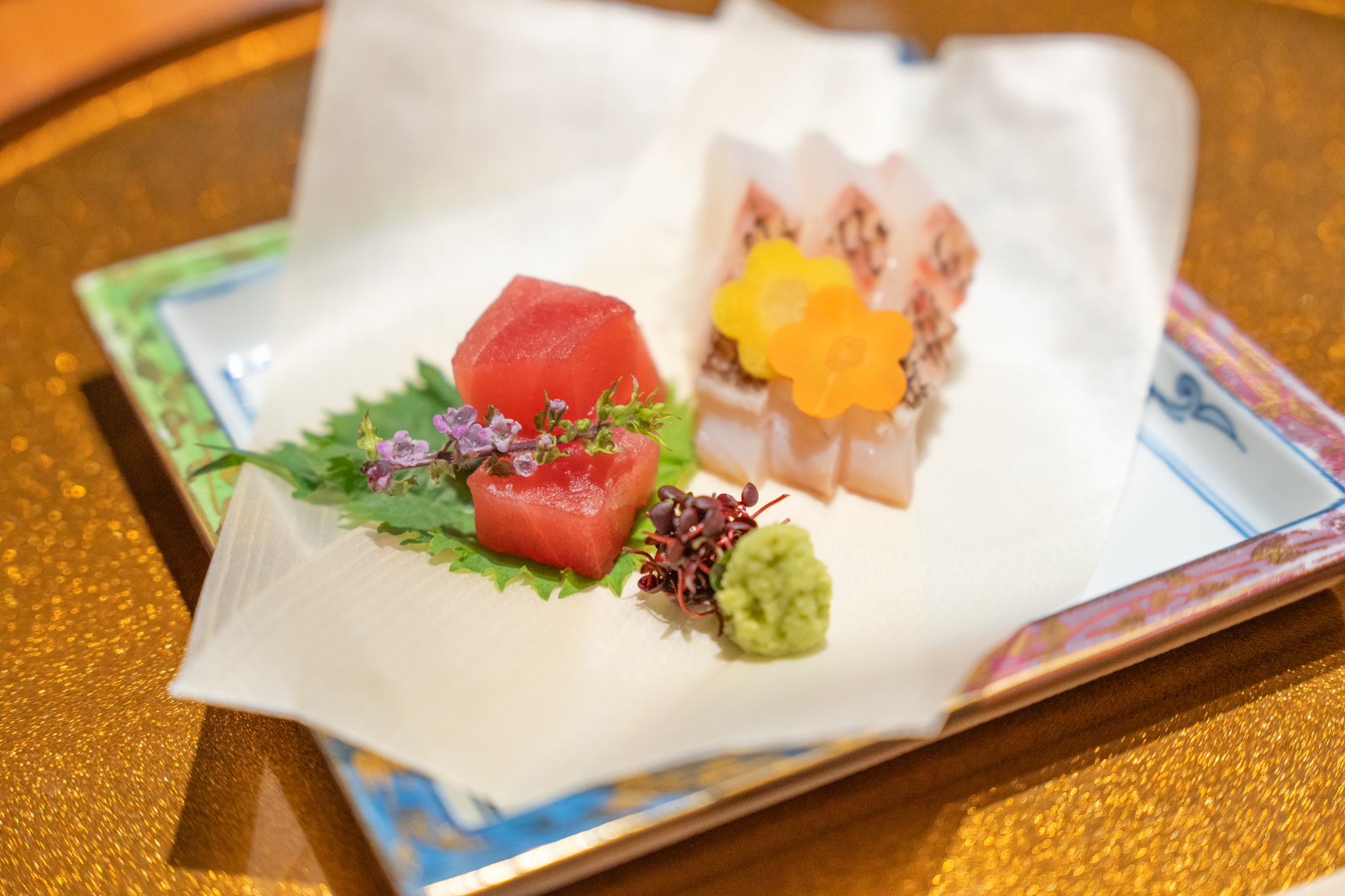 造里：鯛松皮造り 小角鮪