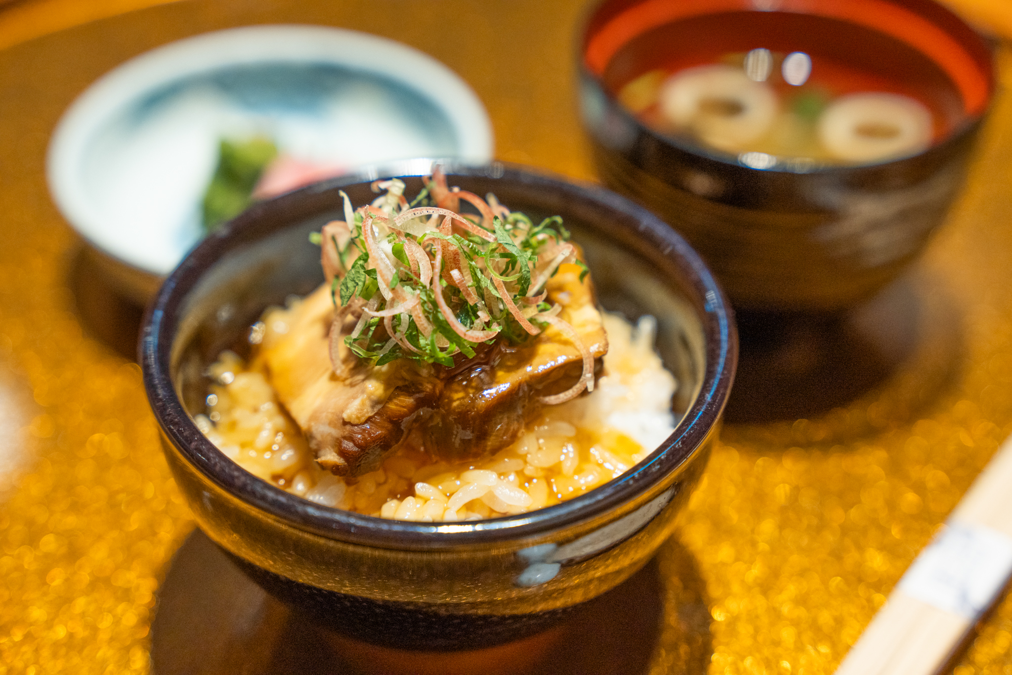食事：庄内豚角煮ご飯