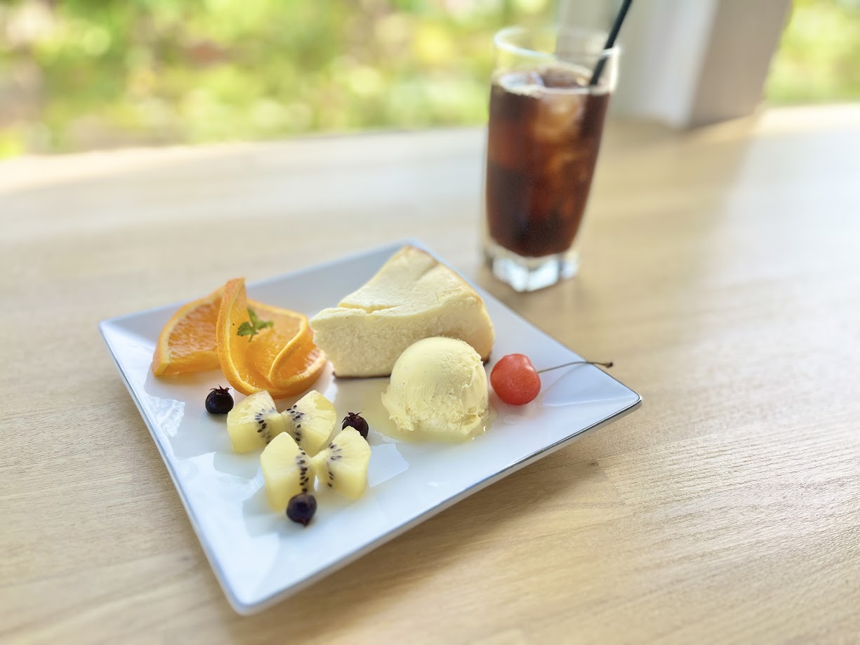 【置賜新店】Lagurus-ラグラス-（米沢市）｜お庭を眺めて味わう濃厚なめらかチーズケーキが絶品すぎた
