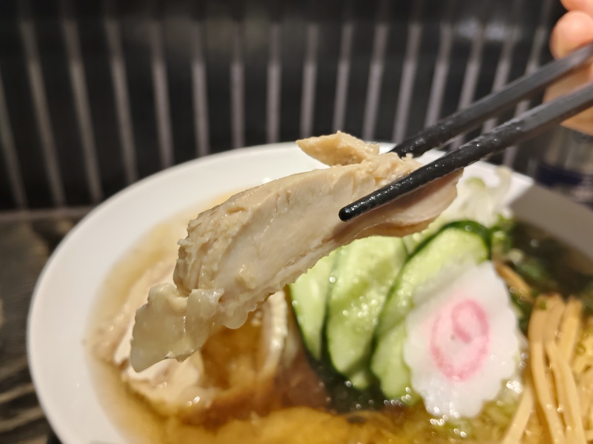 シャキシャキ食感のキュウリとネギ