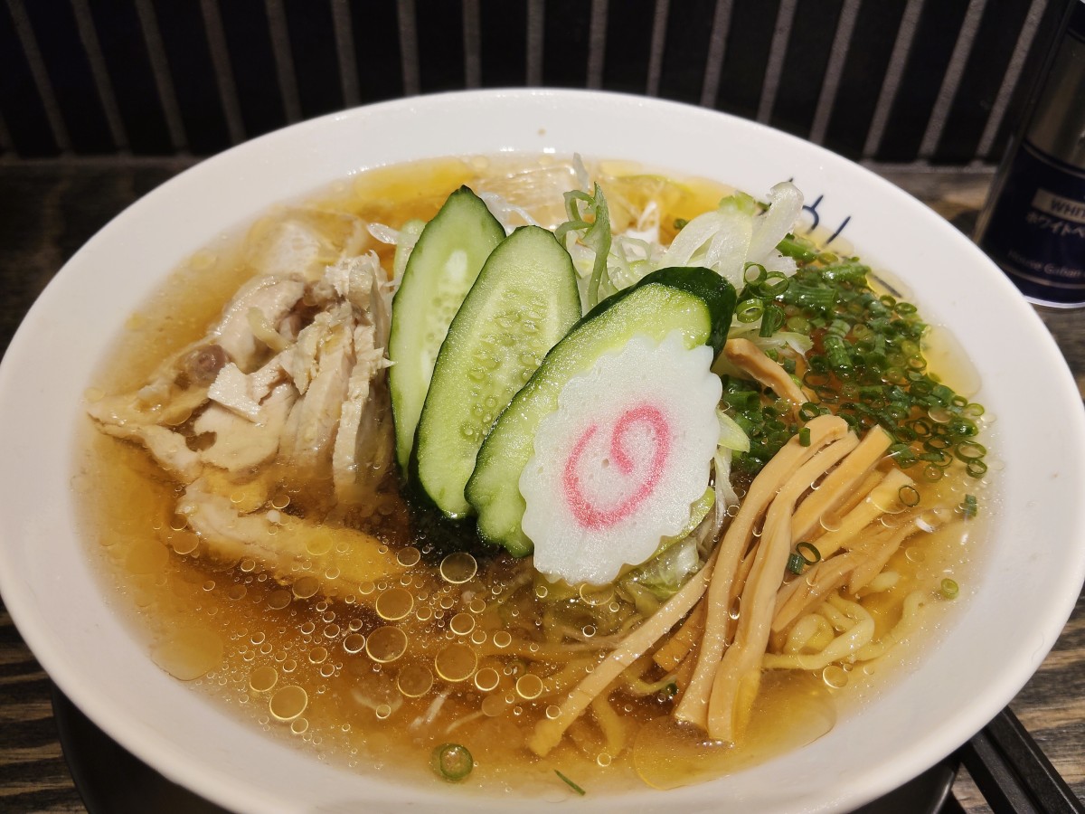 IPPONの看板メニュー冷たい鶏らーめん