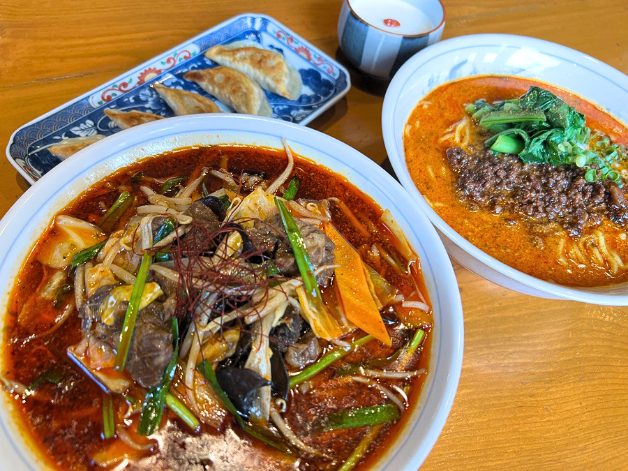 【山形新店】話題のNEW中華!『中華飯店 八屋』のとろとろ牛肉麻辣湯麺&濃厚担々麺がクセになる美味しさ