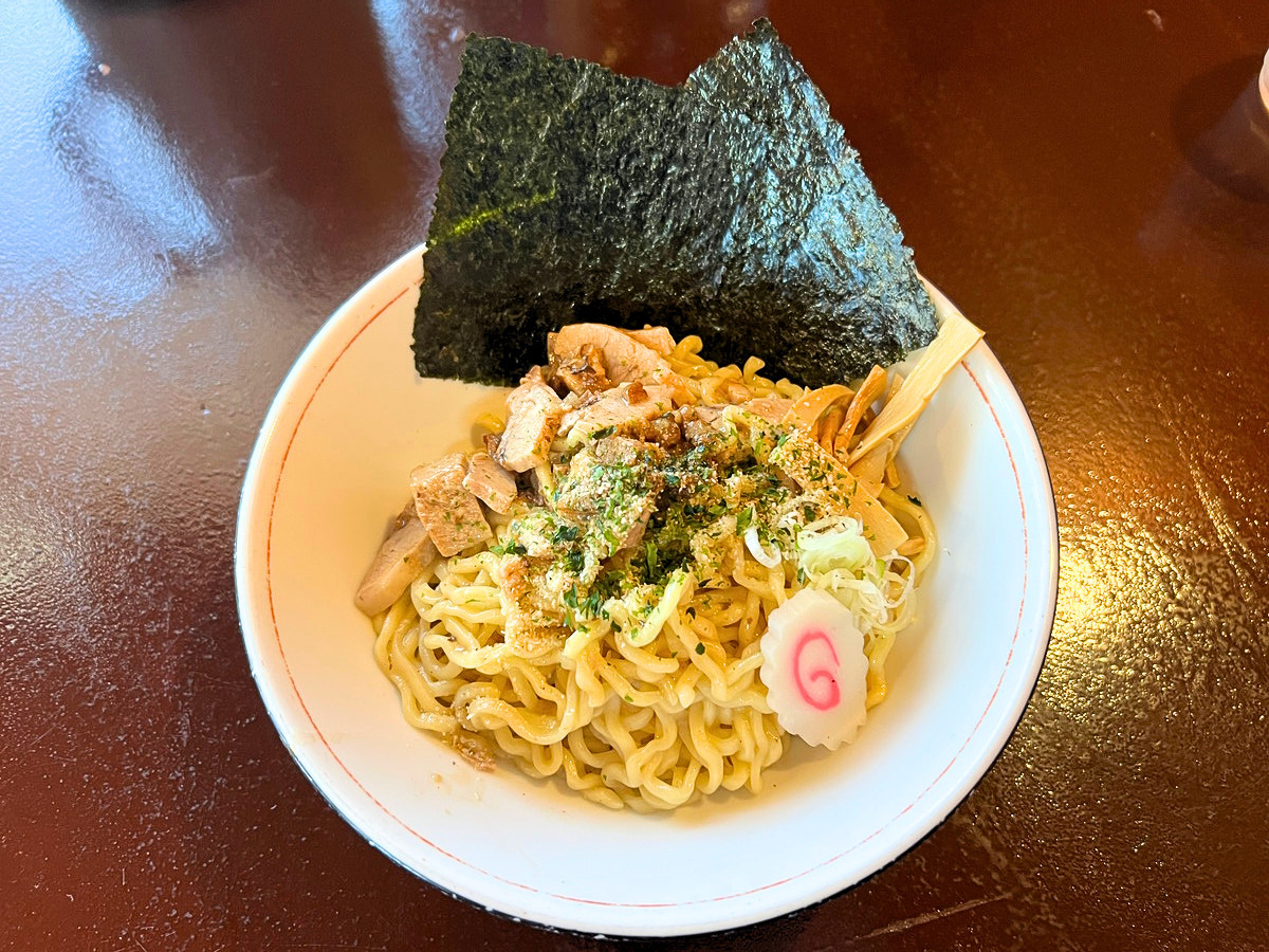 【天童市】ラーメン新店「麺や 辻ノ蔵」誕生！もちもち縮れ麺の絶品油そばに開店直後から客足が止まらない