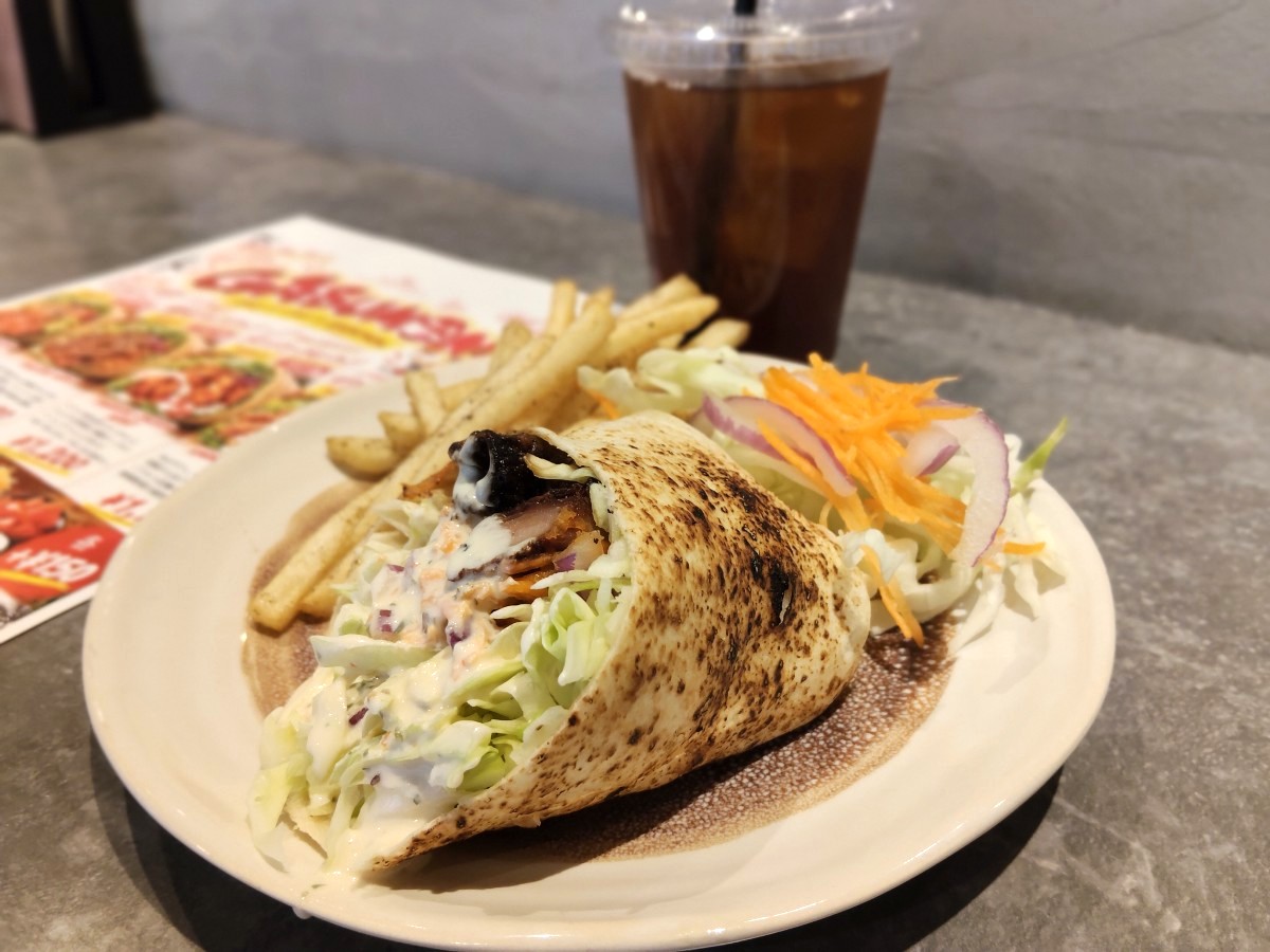 【山形市】話題の新店『GABUMON(ガブモン)』で豪快にガブッと!炙りトルティーヤのラップサンド